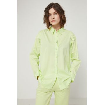 Medicine camasa femei, culoarea verde, cu guler clasic, relaxed