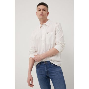 Lee camasa din amestec de in barbati, culoarea bej, cu guler clasic, regular