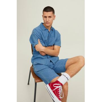 Camasa din denim cu buzunar pe piept Camasa din denim cu buzunar pe piept