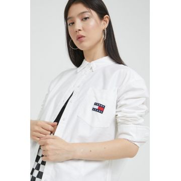 Tommy Jeans camasa din bumbac femei, culoarea alb, cu guler clasic, regular