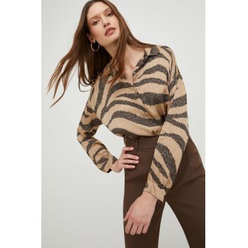 Answear Lab camasa femei, culoarea bej, cu guler clasic, relaxed