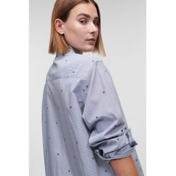 Camasa lunga cu model cu dungi discrete
