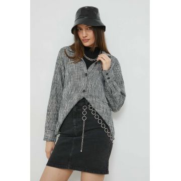 Abercrombie & Fitch camasa femei, culoarea negru, cu guler clasic, relaxed