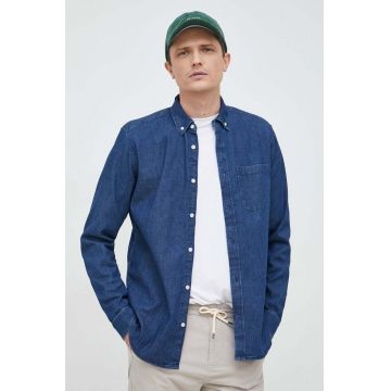 GAP camasa jeans barbati, culoarea albastru marin, cu guler button-down, regular