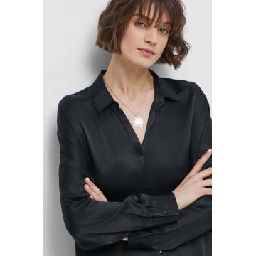 Medicine camasa femei, culoarea negru, cu guler clasic, relaxed