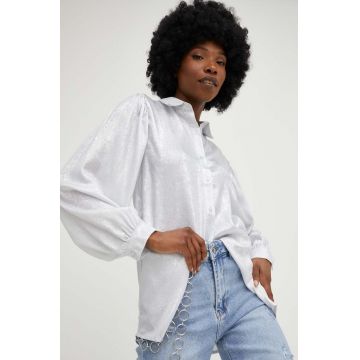Answear Lab camasa x colecția limitată SISTERHOOD femei, culoarea argintiu, cu guler clasic, regular
