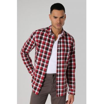 Camasa in carouri cu buzunar pe piept Camasa in carouri cu buzunar pe piept