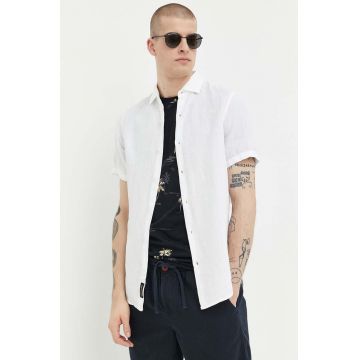 Superdry camasa de in culoarea alb, cu guler clasic, regular