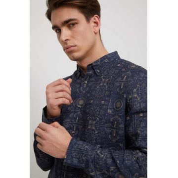 Medicine camasa de in culoarea albastru marin, cu guler button-down, regular