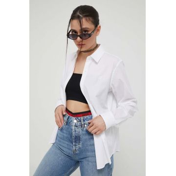 HUGO camasa femei, culoarea alb, cu guler clasic, regular