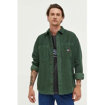Tommy Jeans camasa din velur culoarea verde, cu guler clasic, relaxed