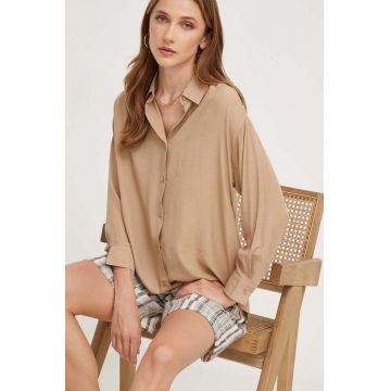 Answear Lab camasa femei, culoarea bej, cu guler clasic, relaxed