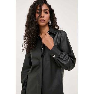 BOSS camasa femei, culoarea negru, cu guler clasic, regular
