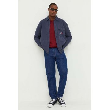Tommy Jeans camasa din bumbac barbati, culoarea albastru marin, cu guler clasic, relaxed