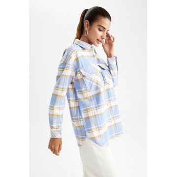 Camasa cu model in carouri si maneci cazute