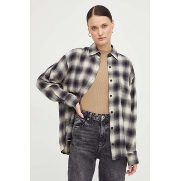 Levi's camasa femei, culoarea negru, cu guler clasic, relaxed