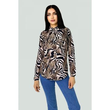Camasa dama Ivia, cu maneci lungi, croiala clasica si buzunar decorativ, Animal print