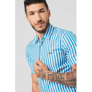 Camasa regular fit de bumbac cu model in dungi