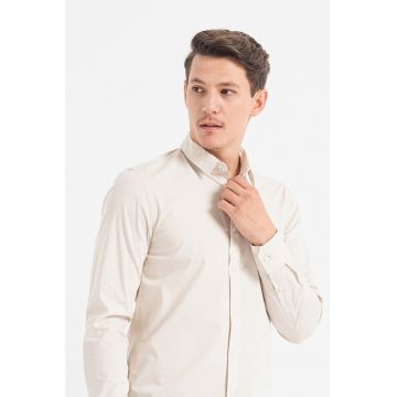 Camasa slim fit cu guler ascutit