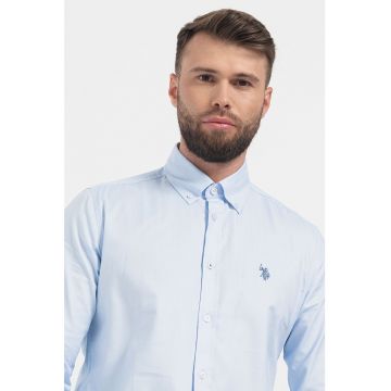 Camasa slim fit cu guler fixat de nasturi