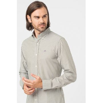 Camasa slim fit cu model in dungi