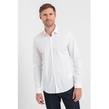 Camasa slim fit cu model