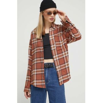 Hollister Co. camasa femei, culoarea maro, cu guler clasic, relaxed