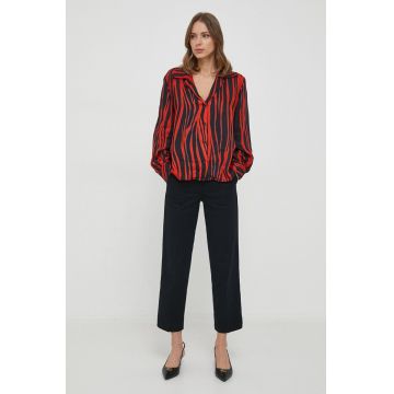 Sisley camasa femei, culoarea rosu, cu guler clasic, relaxed