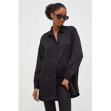 Answear Lab camasa femei, culoarea negru, cu guler clasic, relaxed