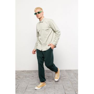 Camasa regular fit cu buzunare pe piept