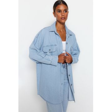 Camasa supradimensionata din denim