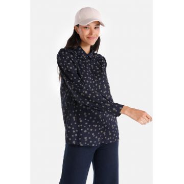 Camasa cu imprimeu si guler ascutit Camasa cu imprimeu si guler ascutit