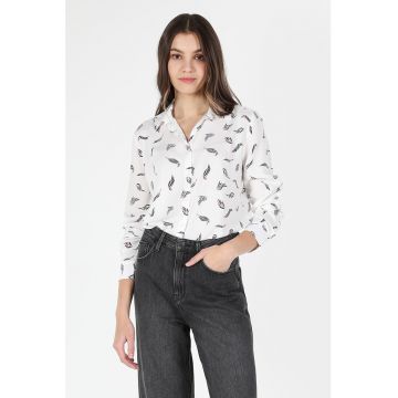Camasa regular fit cu model grafic