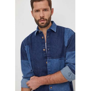 Joop! camasa jeans barbati, culoarea albastru marin, cu guler clasic, relaxed