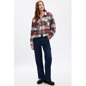 Camasa cu model in carouri si maneci raglan