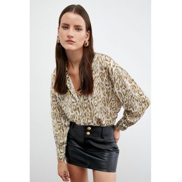 Camasa cu imprimeu leopard