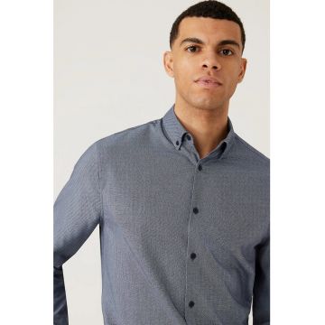 Camasa regular fit cu model uni