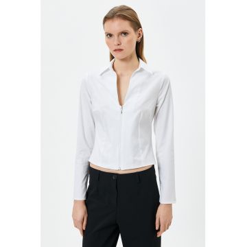 Camasa slim fit cu guler ascutit