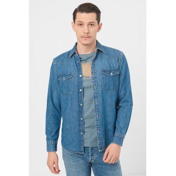 Camasa de denim cu buzunare pe piept Camasa de denim cu buzunare pe piept
