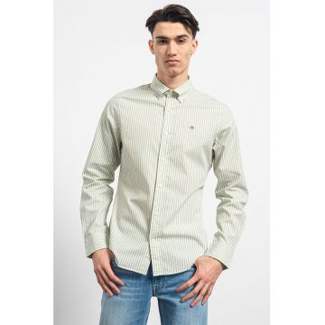 Camasa slim fit cu model in dungi