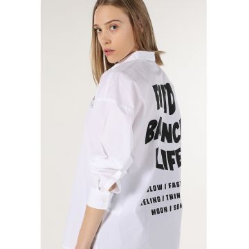 Camasa cu maneci lungi si imprimeu text Camasa cu maneci lungi si imprimeu text