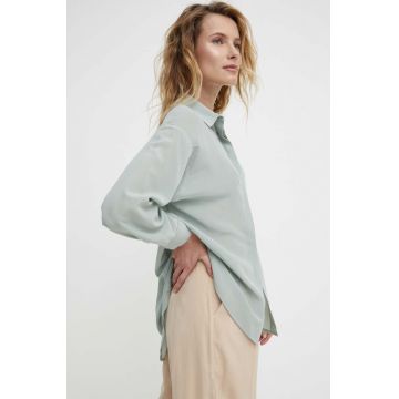 Answear Lab camasa de matase culoarea verde, cu guler clasic, relaxed