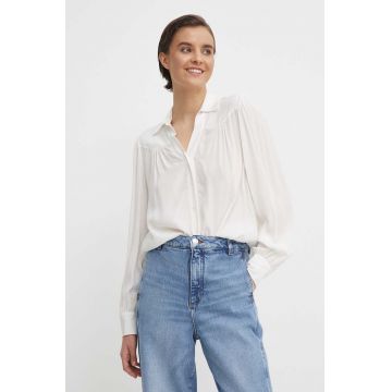 United Colors of Benetton camasa femei, culoarea bej, cu guler clasic, relaxed