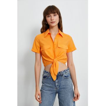 Camasa crop cu nod la terminatie