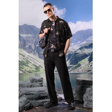 Medicine camasa din amestec de in barbati, culoarea negru, cu guler clasic, relaxed