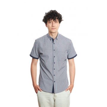 Camasa slim fit in carouri cu guler fixat cu nasturi