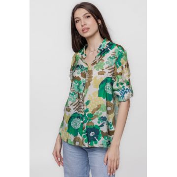Camasa subtire din vascoza, cu guler clasic si imprimeu floral in nuante de verde