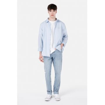 Camasa din bumbac si in cu guler ascutit Camasa din bumbac si in cu guler ascutit