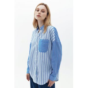 Camasa cu model in dungi si buzunar aplicat - Alb/Albastru