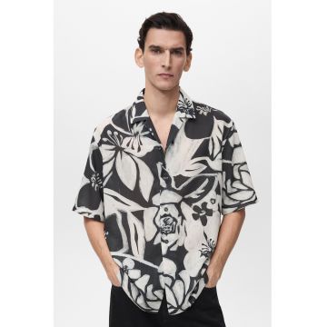 Camasa cu model floral si maneci scurte